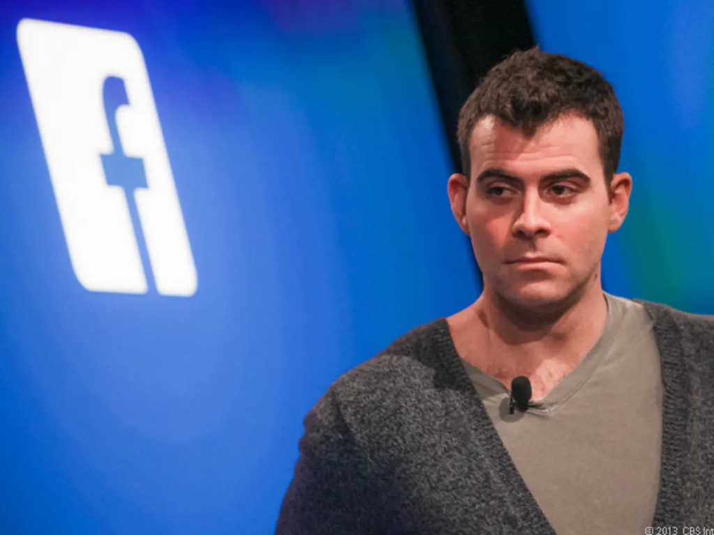 Quem é Adam Mosseri 1 Adam Mosseri em conferência do Facebook (hoje Meta).